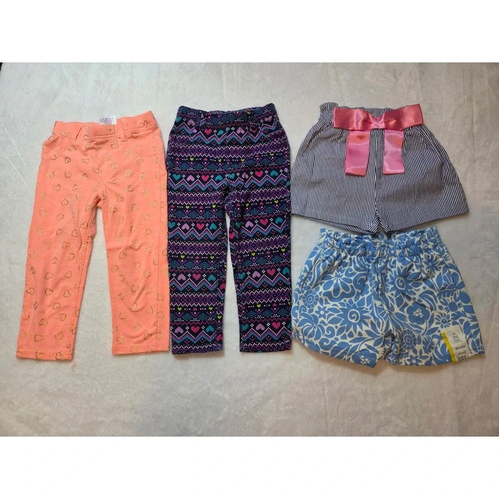 184 Girls 4 Piece Clothing Lot Pants Shorts Heart Print Floral Size 3T